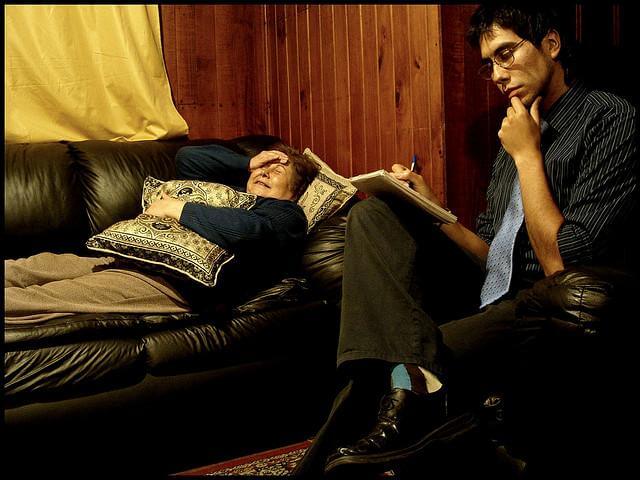 Rivolgersi allo psicologo