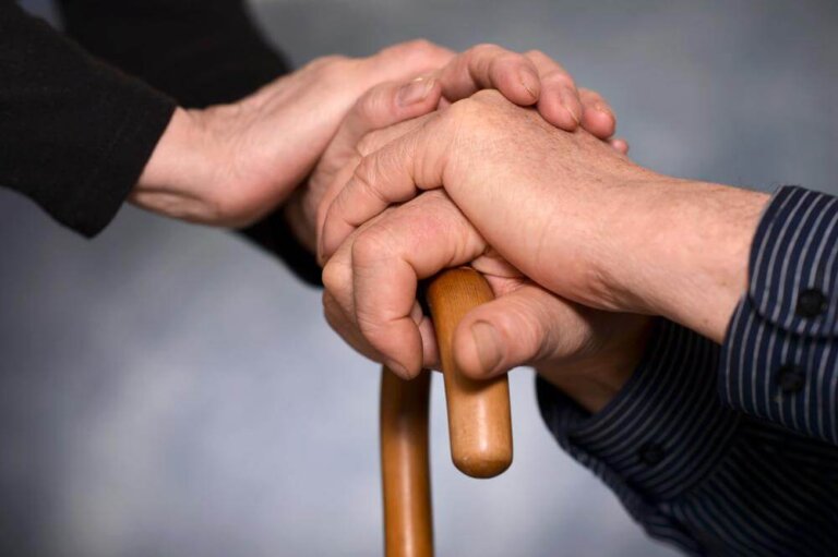 Come aiutare i propri genitori quando diventano anziani