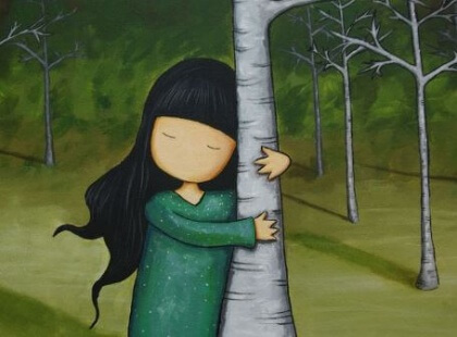 bambina abbraccia albero