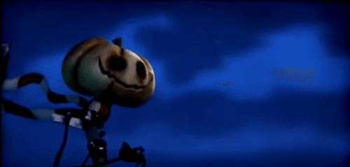 spaventapasseri di notte