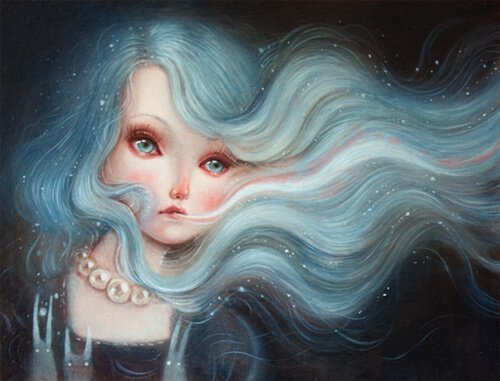 donna triste con i capelli azzurri