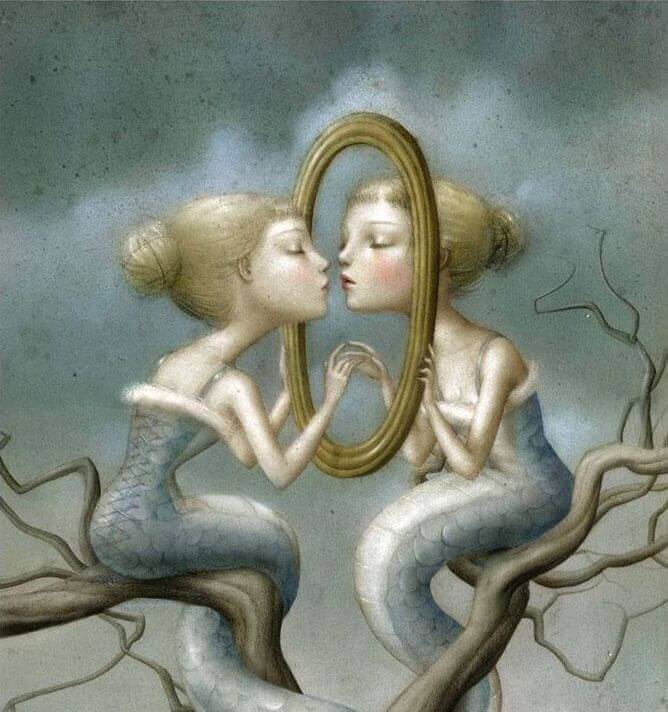 donne-riflesse-specchio