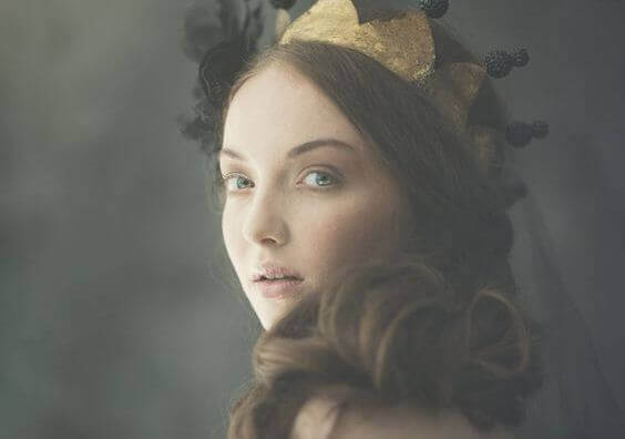 Ragazza-con-corona