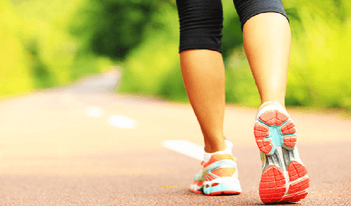 Passeggiare fa bene a chi soffre di fibromialgia
