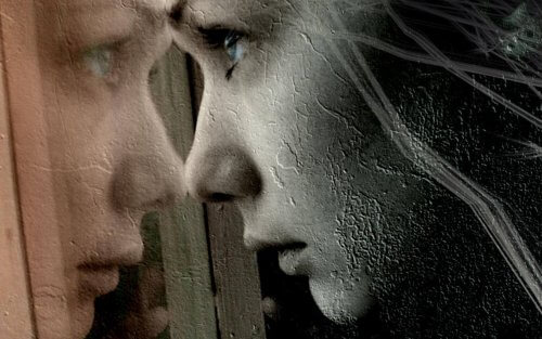 donna-e-il-suo-riflesso