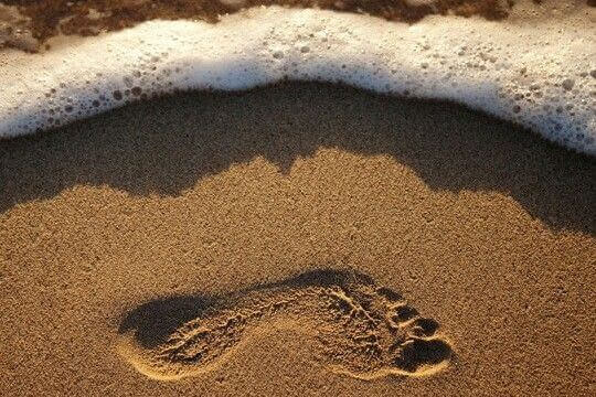 impronta-sulla-sabbia
