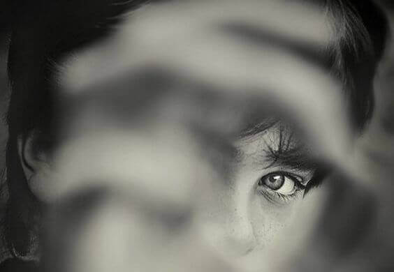 sguardo-di-un-bambino