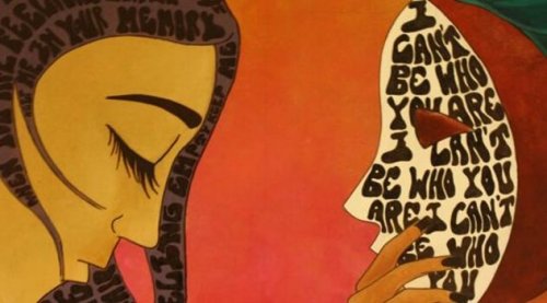 Donna con una maschera