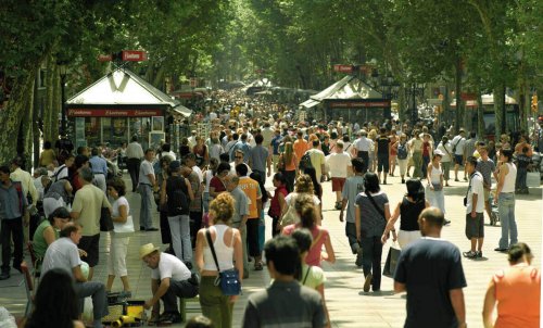 Strada affollata che cambierà in un istante