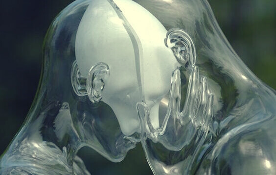 Coppia di fidanzati fatti di cristallo