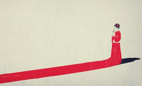 Donna giapponese vestita di rosso, rappresentazione della psicologia giapponese