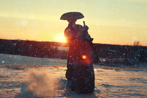 Samurai al tramonto che rappresenta gli insegnamenti del cammino del samurai