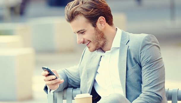 Sindrome di Tinderella: flirt virtuale