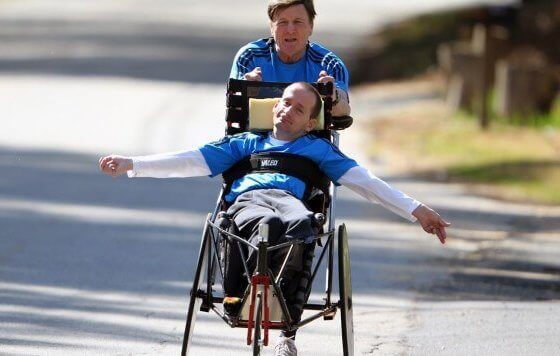 Gli Hoyt: padre e figlio che non conoscono la parola “impossibile”