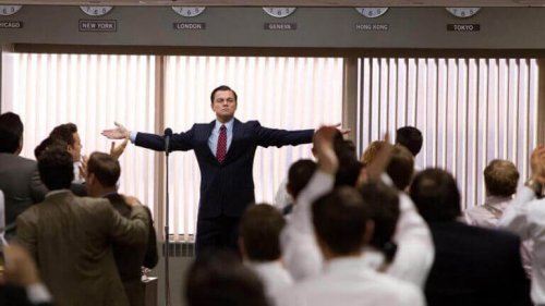 Leonardo Di Caprio nel film The Wolf of Wall Street
