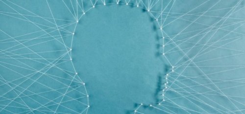 Forma di volto fatta con fili