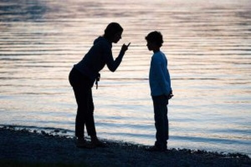 Doppio legame: teoria di Gregory Bateson