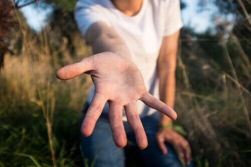 Sindrome da crocerossina mano per aiutare