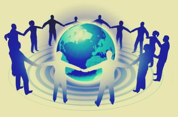 Persone a cerchio attorno al mondo regola dei tre gradi di influenza