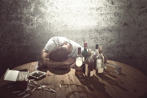 Uomo con disturbo da consumo da alcol