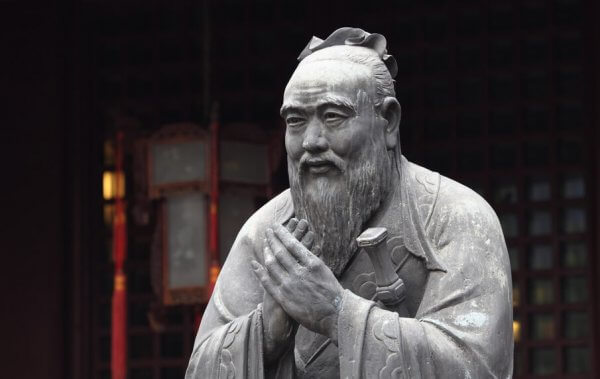 Confucio statua