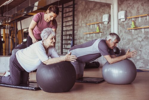 Benefici Dell'attività Fisica Negli Anziani - La Mente è Meravigliosa