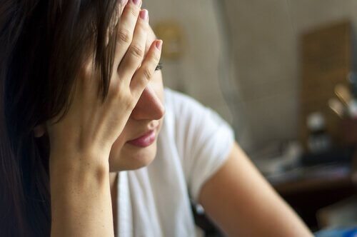 Cefalea tensiva: cause e trattamenti