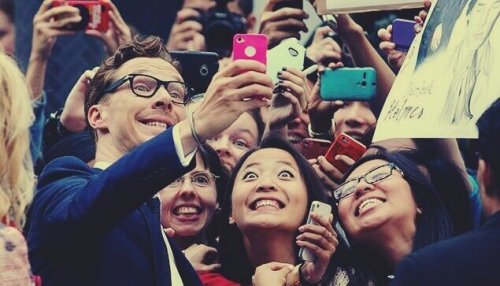 Benedict Cumberbatch con i fan