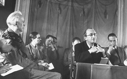 Karl Jaspers, padre del metodo biografico, in un incontro pubblico