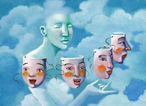 Drammaturgia sociale: vivere con una maschera
