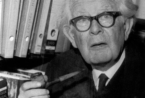 Foto in bianco e nero di Jean Piaget.