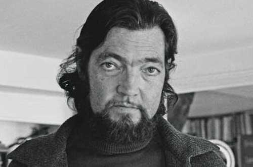 Julio Cortázar con la barba