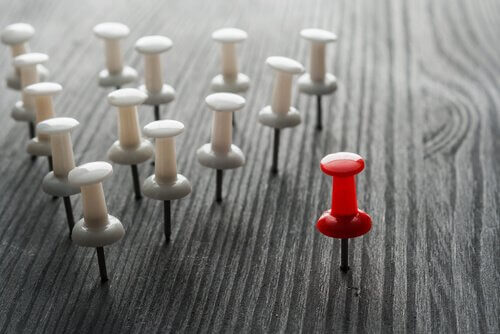 Puntine bianche e rosse