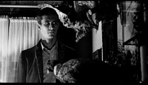 Norman Bates animali impagliati