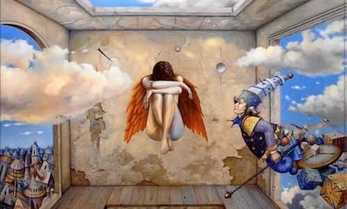 Donna sospesa in aria con ali