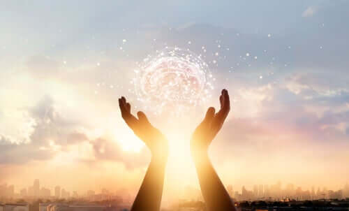 Mani con luce neuroscienza sociale e cultura