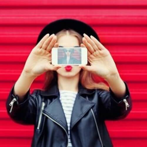 Mostrare e dimostrare sui social network