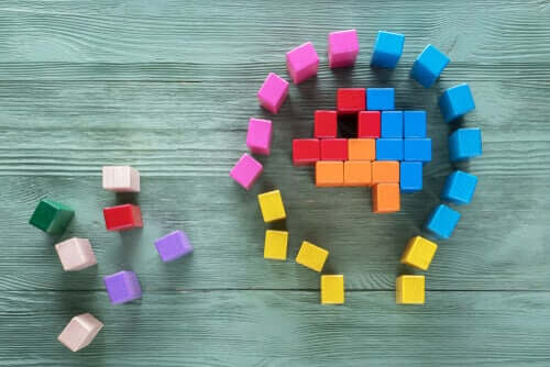 Profilo di persona con mattoncini