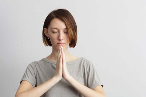 Donna che si rilassa