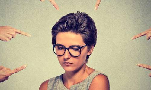 Molestie sul posto di lavoro: gli effetti