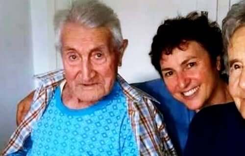 Uomo di 101 anni sconfigge il Coronavirus
