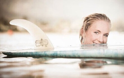 Bethany Hamilton e tavola da surf