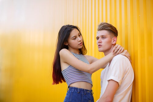 Bad boy: perché alcune adolescenti se ne innamorano?