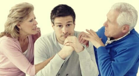 Affrontare la separazione dei genitori da adulti è a volte difficile.