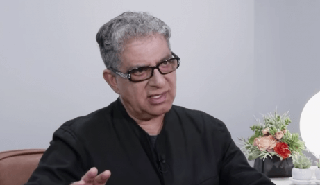 Lo scrittore indiano Deepak Chopra.