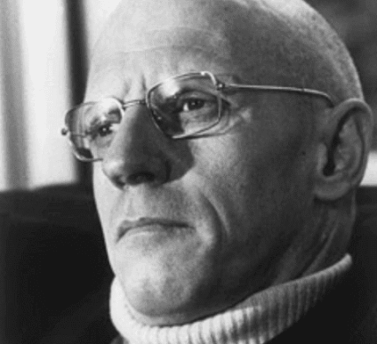 Fotografia di Michel Foucault.