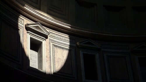 Particolare del Pantheon di Roma.