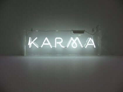 Leggi spirituali del successo di Deepak Chopra per il karma.
