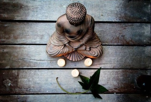 Affrontare i momenti difficili secondo il buddismo