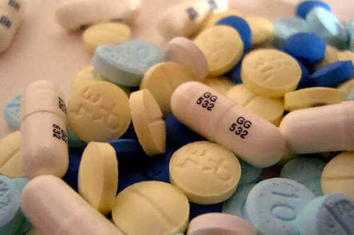Farmaci antidepressivi e pillole di benzodiazepine.